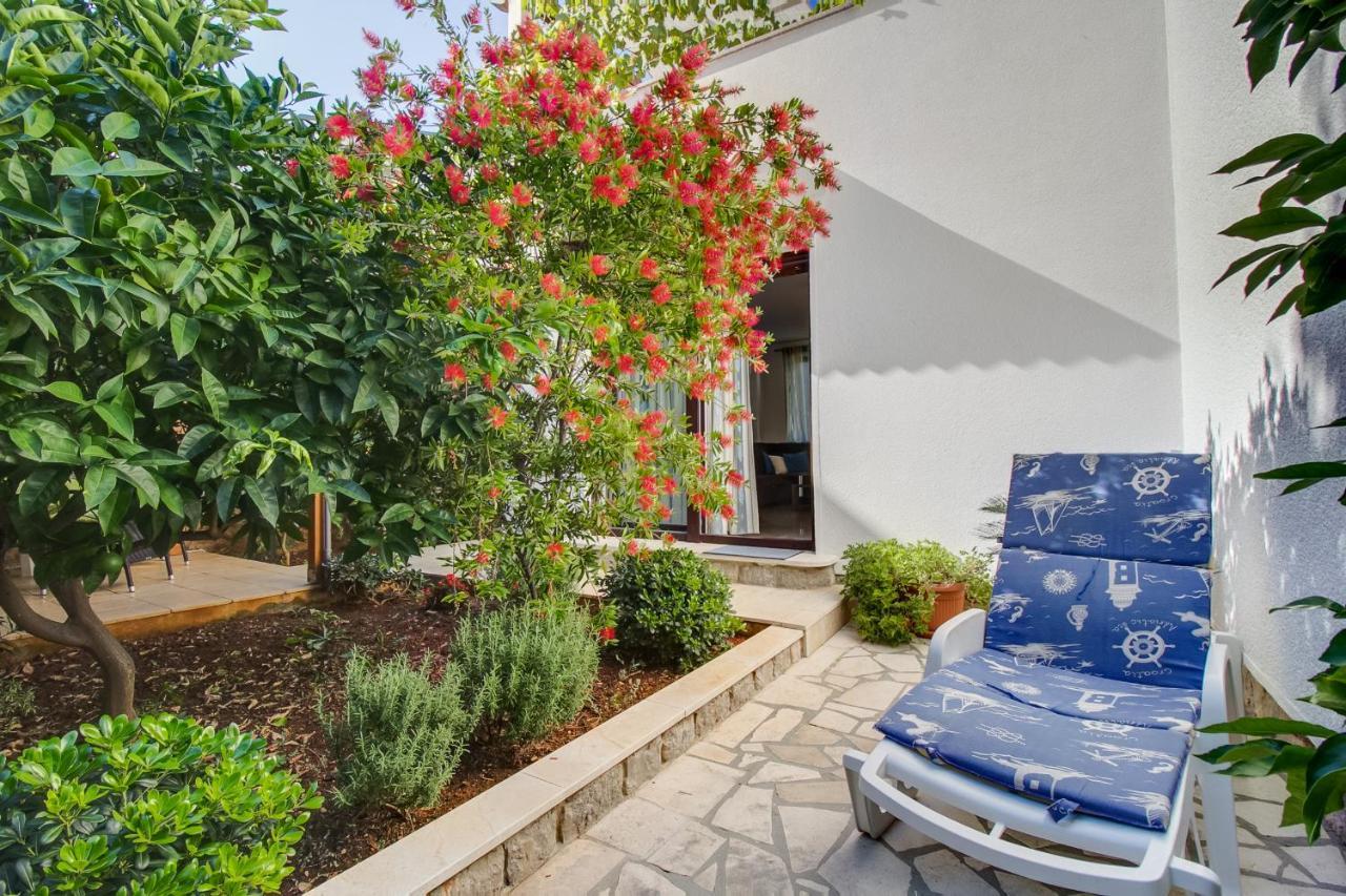Apartman Mirjana 1 มาลีโลชินจ์ ภายนอก รูปภาพ